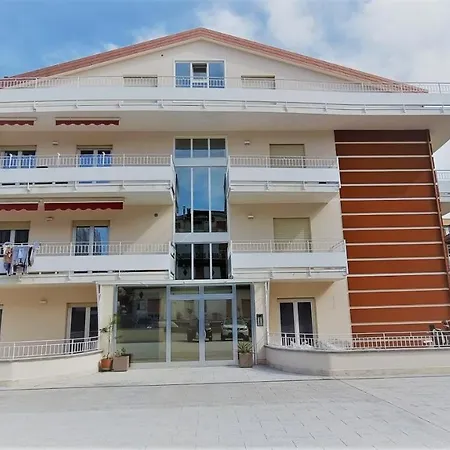 Apartment Zefiro *