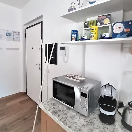 Zefiro Apartment *