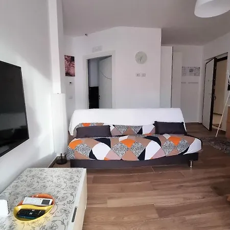 Zefiro Apartment *