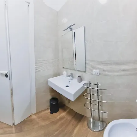 Zefiro Apartment *